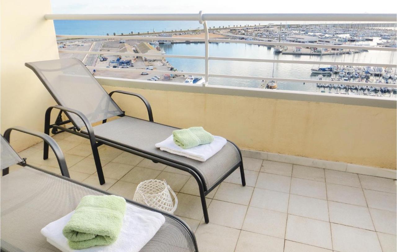 2 Bedroom Stunning Apartment In Torrevieja Exterior photo