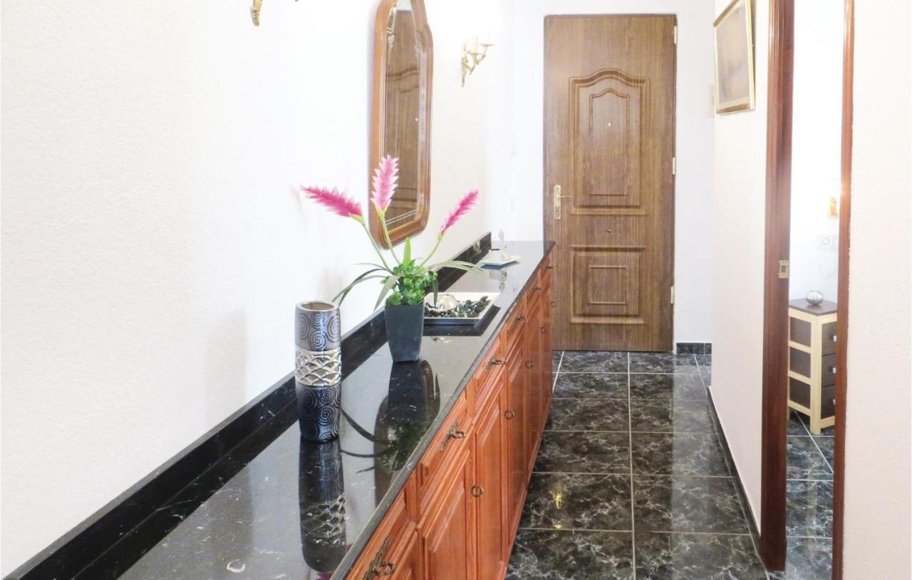 2 Bedroom Stunning Apartment In Torrevieja Exterior photo